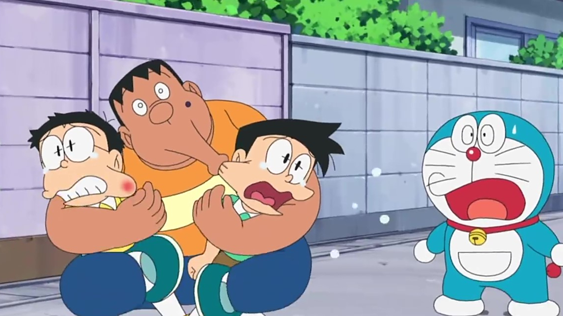 哆啦a梦:胖虎突然举止诡异,抱着这俩男的就开始亲!