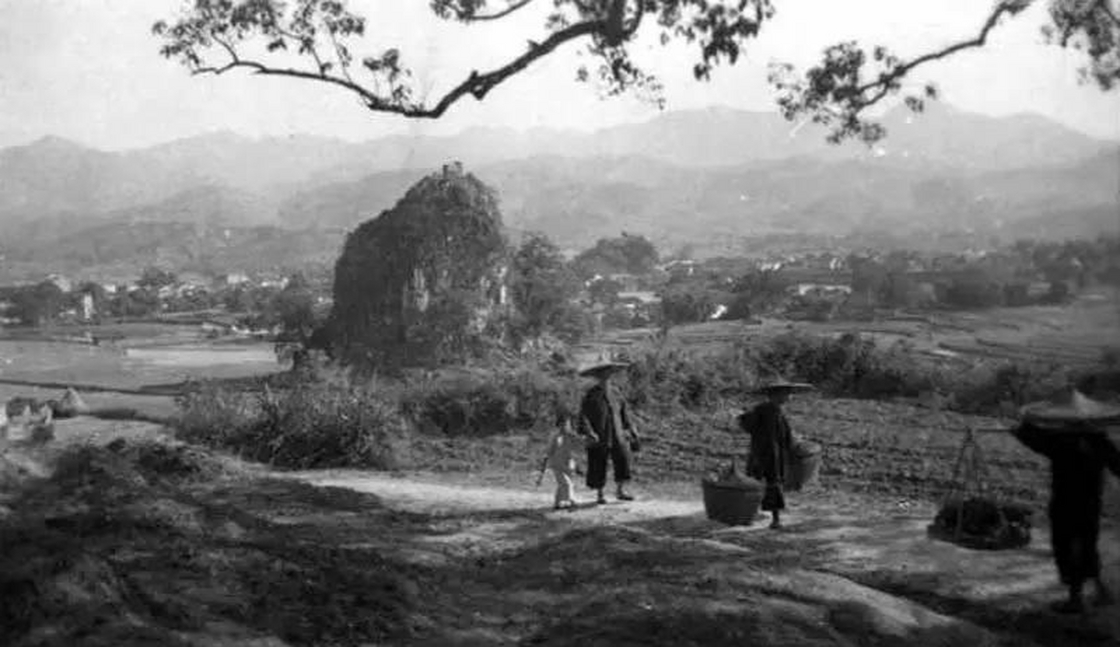 1930年代 广东云浮县老照片,云浮,又称"石城",广东省地级市.