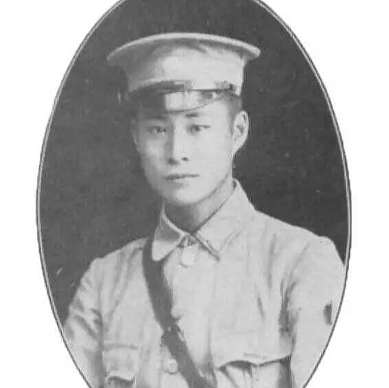 最后的特赦犯黄维:老妻苦等多年,出狱后他一个"滚"字,让妻子跳河