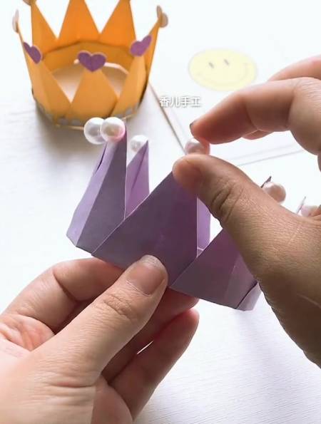 女王的皇冠,简单的手工折纸就可以做好-度小视