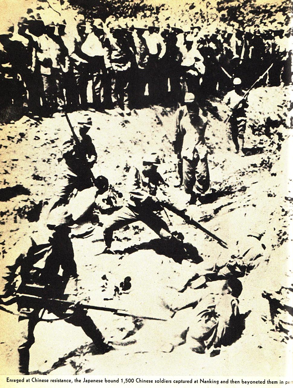 日军暴行勿忘国耻!小鬼子在南京城无恶不作,强迫女性做慰安妇