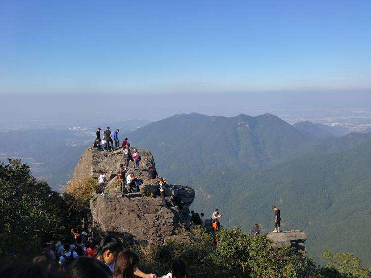 银屏山的最高峰是多少米呢?