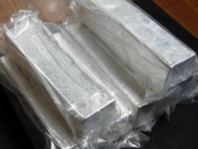 925银多少钱一克