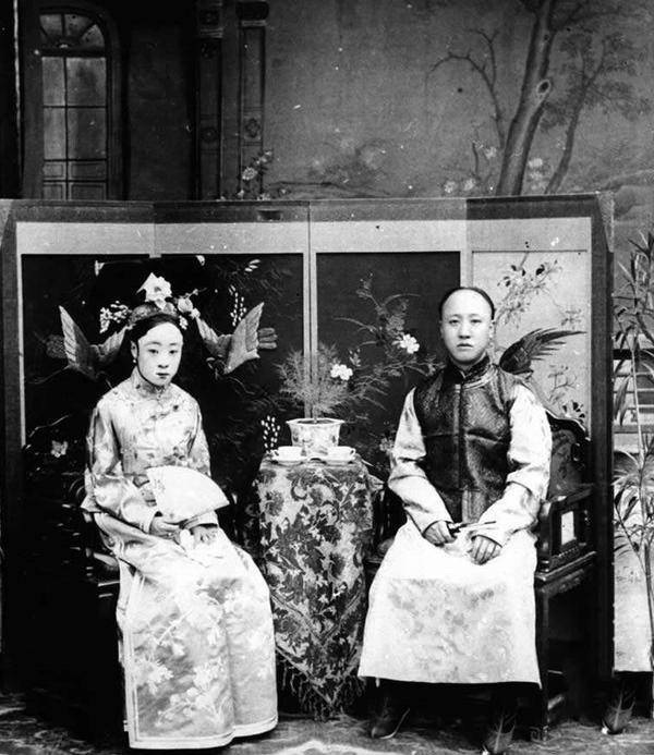 载沣与福晋瓜尔佳幼兰