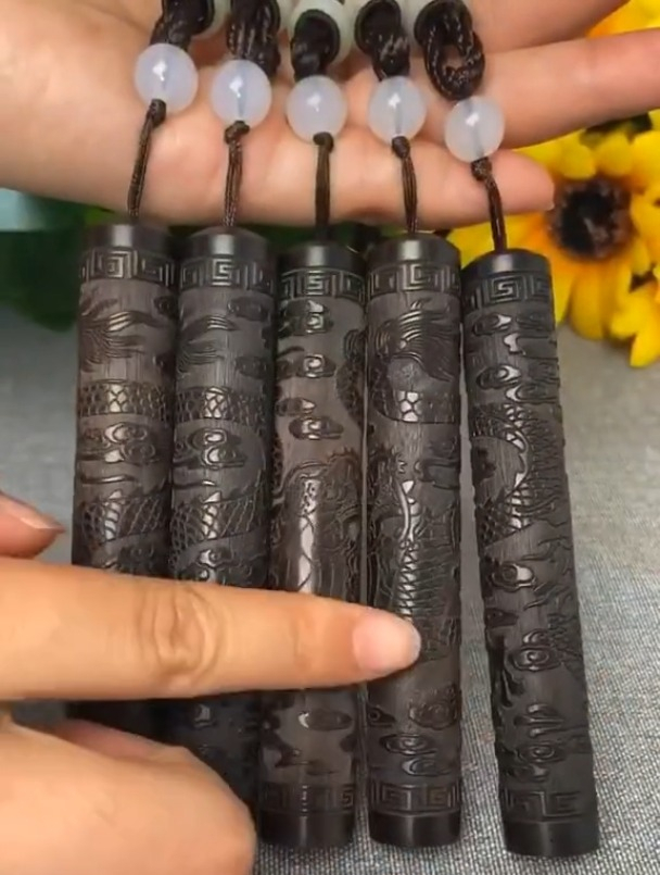 创意火折子充电打火机usb充电吹一吹木雕黑檀木防风-度小视