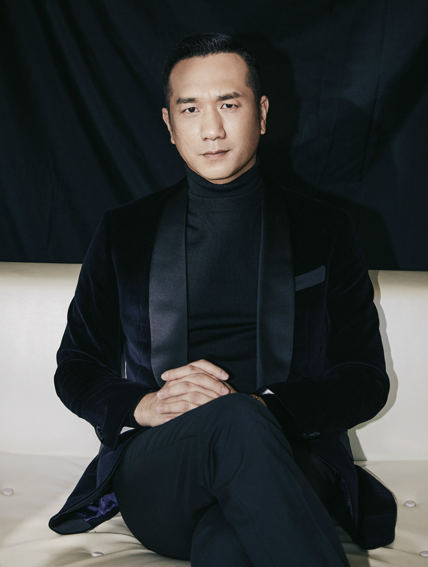 "浪子"黄觉:暧昧周迅,和徐静蕾同居5年,娶小14岁娇妻宠如宝5-度小视