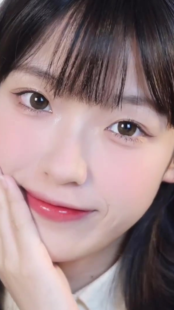 淡颜女孩儿如何变成第一眼美女俺扁平脸逆袭了