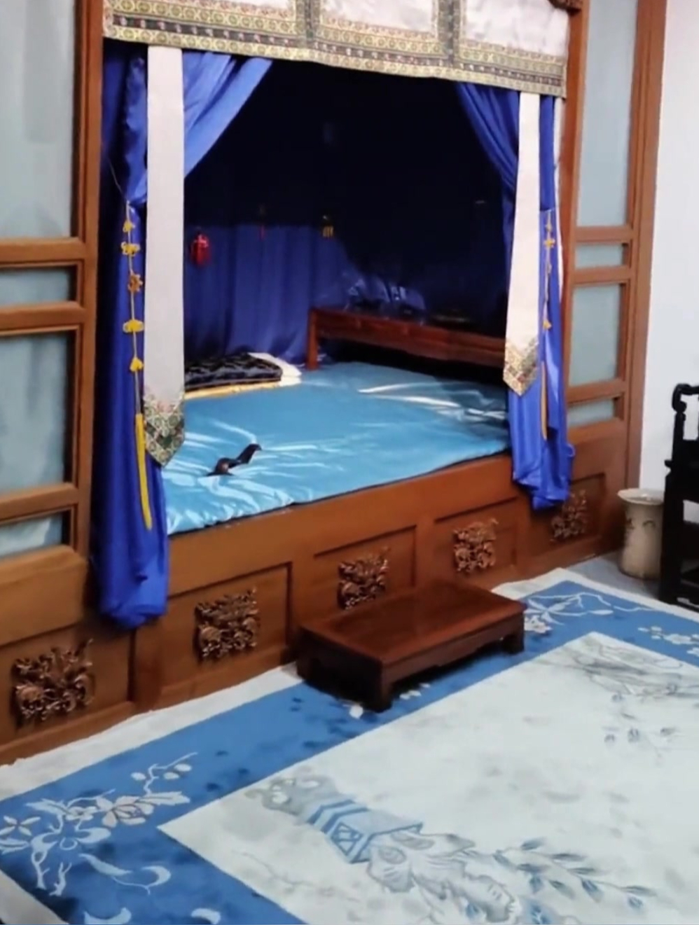 古代皇帝睡觉的地方