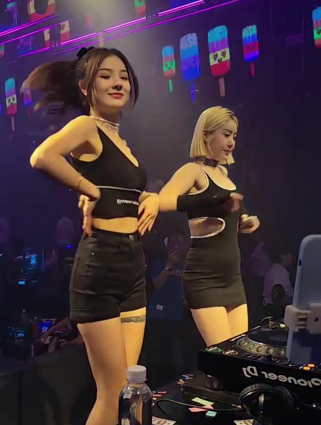 韩国夜店舞曲风格图片