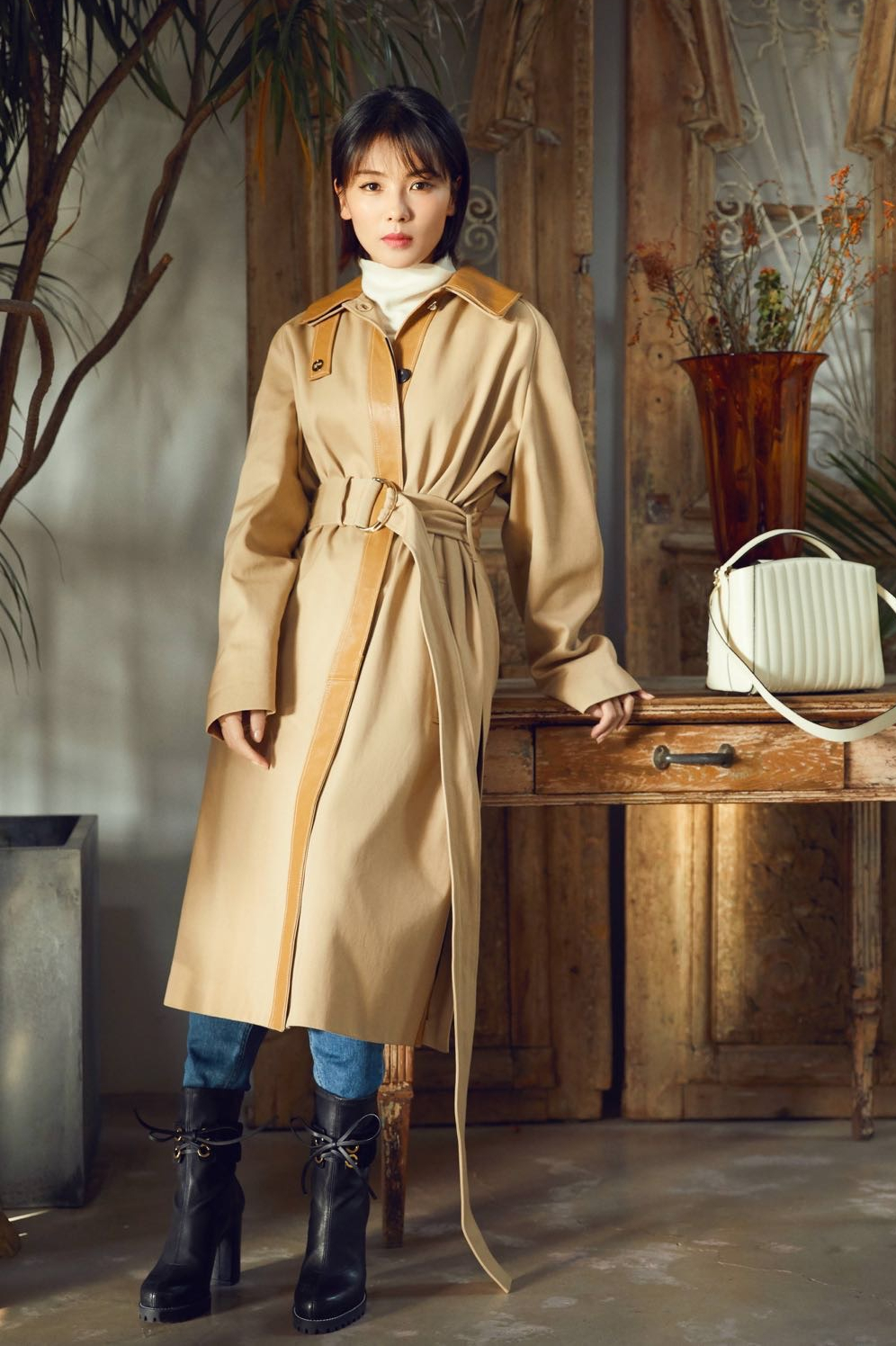 刘涛身高167体重120斤,微胖身材真会穿,非但不壮还很有气质