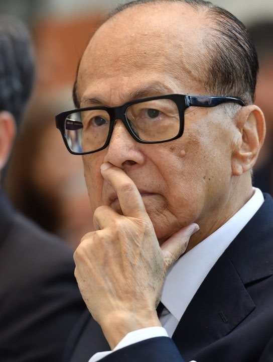 李嘉诚出大事了你们不知道吗?香港最近出大事了你们知道吗!-度小视