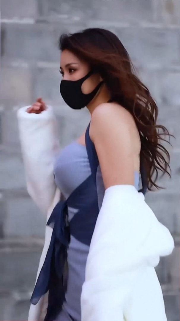 程楠街拍心动被生活夺走而我空长了年岁