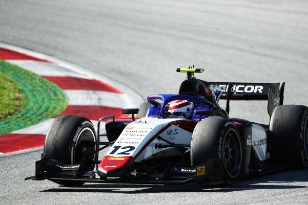 f2为什么有两场正赛呢?