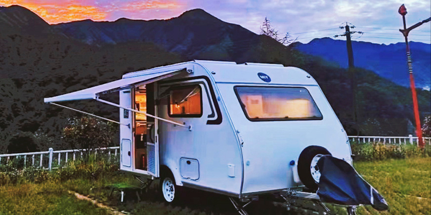 迷野360拖挂房车迷你型,布局分明,适合夫妻二人出行!