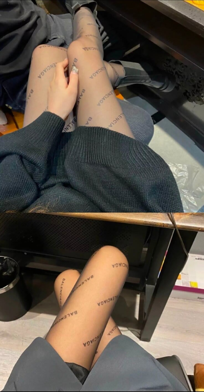 渣男壁纸系列. 一组养眼的气质美女图片.敢不敢换上?#每日图片分享