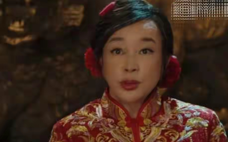 70岁刘晓庆怎么忍心下手?剧中睡小鲜肉甜蜜腻歪,表情享受没眼看