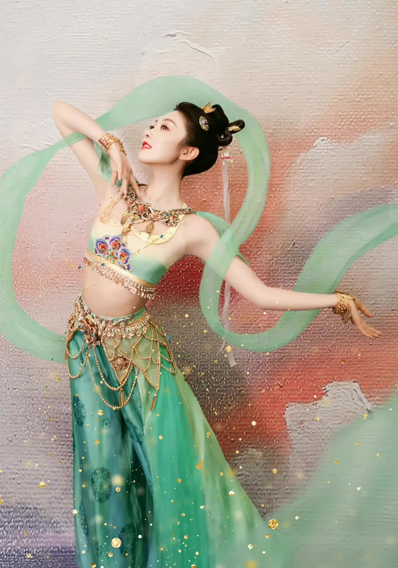 宣璐穿敦煌服跳舞,就像是飞天壁画里面的仙女!一眼万年的感觉!