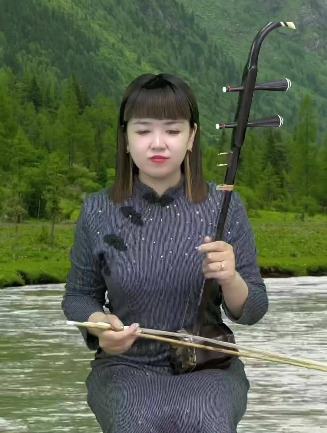 弘扬国乐 二胡 感谢您的关注,太想念送给大家!