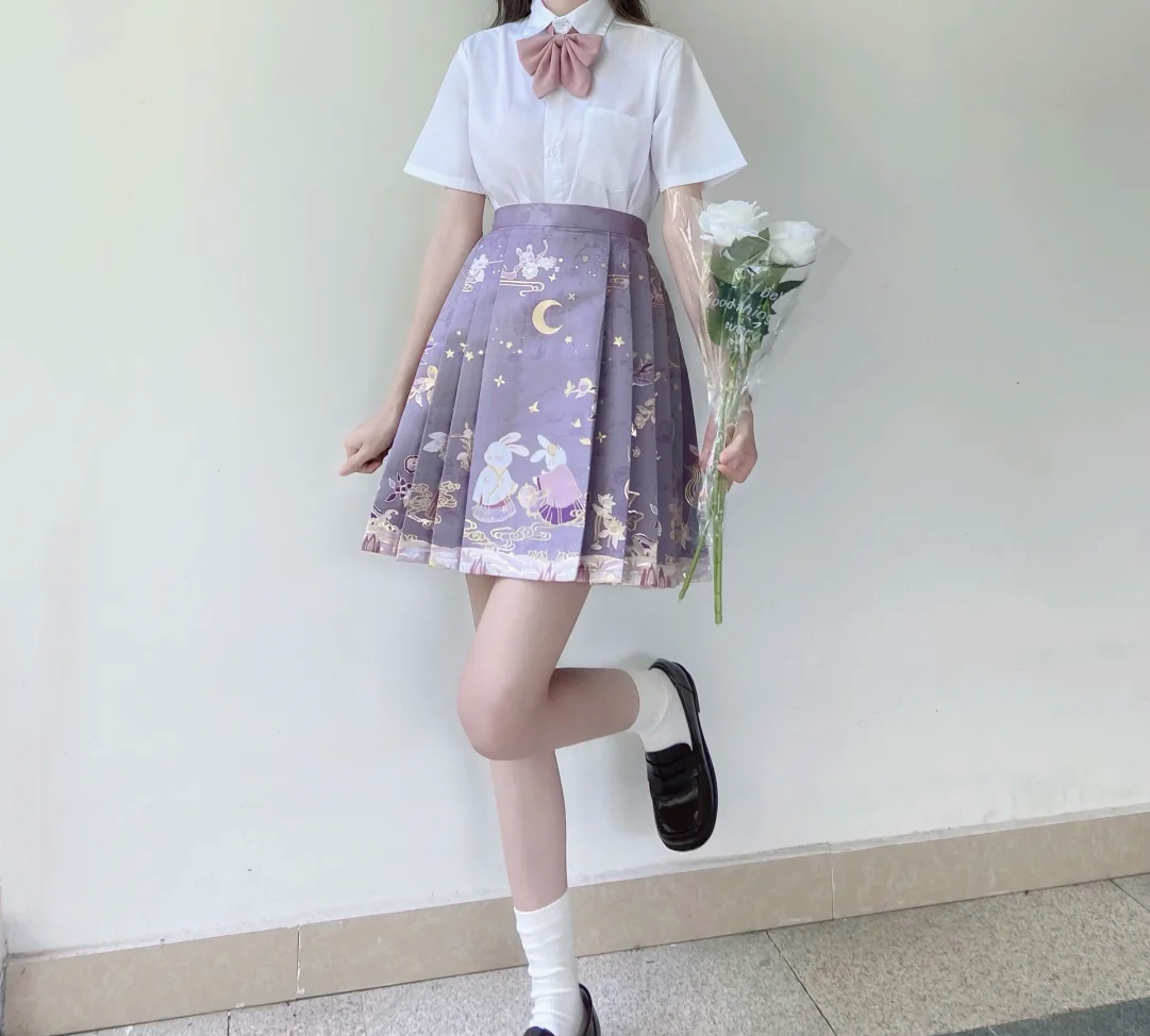 当汉服与jk结合在一起,既能够非常日常,又能够古风满满!