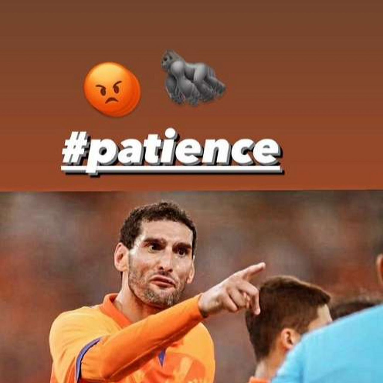 费莱尼赛后晒照 配上多个表情表达愤怒 中超第14论,泰山1-1海港.