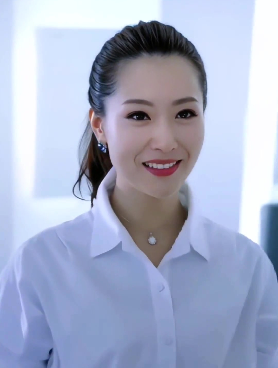 京城四美之一白冰,国色天香楚楚动人!颜值爆表