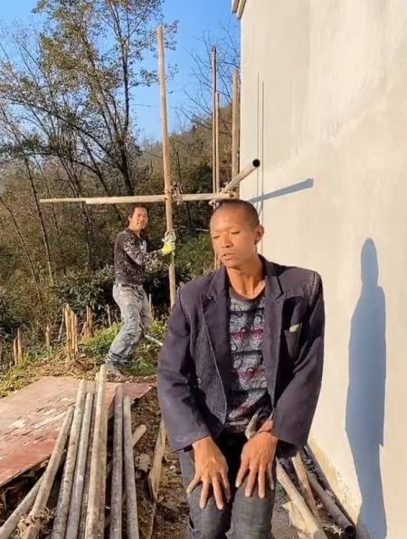 2022-07-0940孟献礼a1.59万粉丝  关注鸭子的哄睡日常!11.