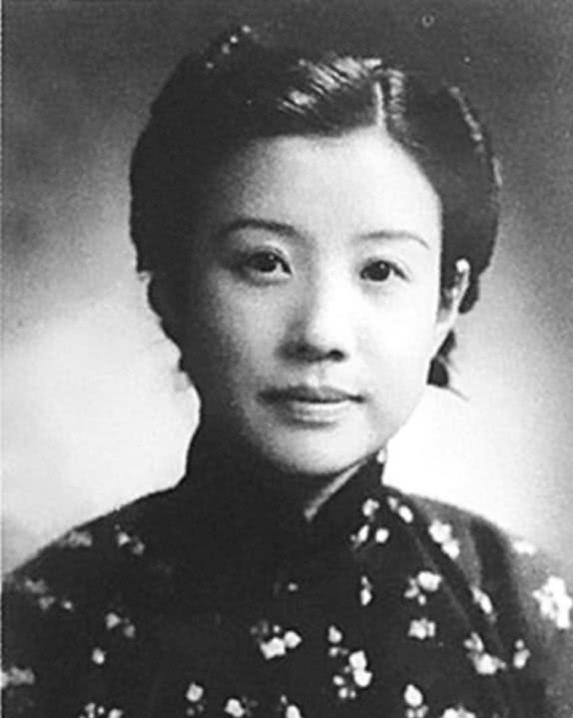 军阀之子卢小嘉,当初为何暴打黄金荣,后来结局如何