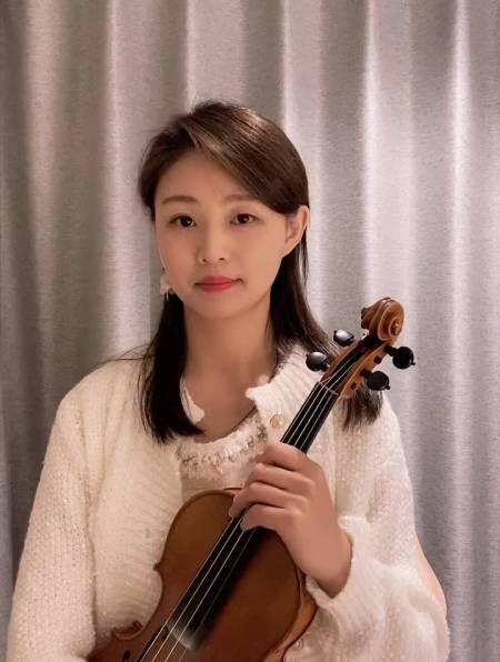 33万次播放.2022-07-22693桃小仙的小提琴3.
