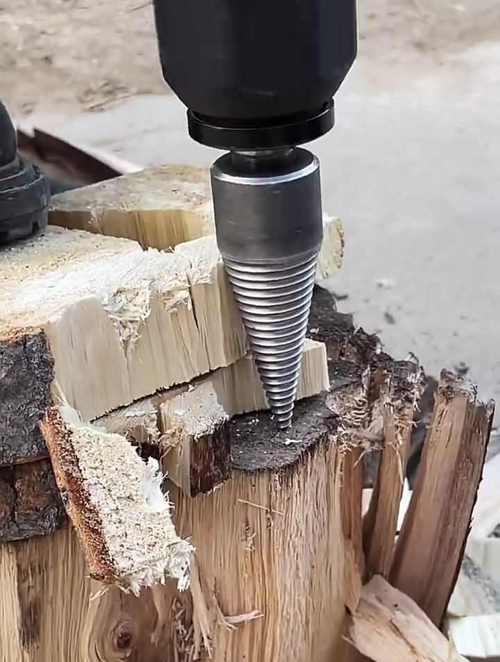 劈柴神器劈柴钻头小型电锤破柴分裂锥农村家用劈材神器