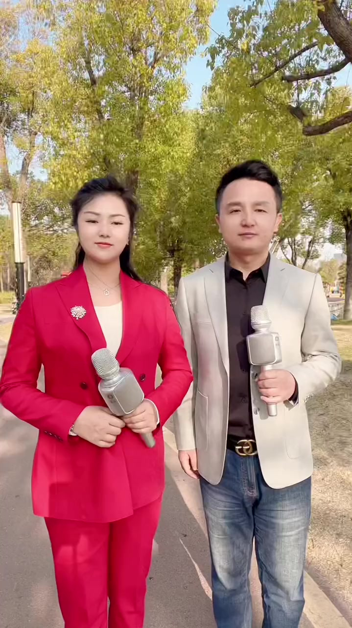 罗姣九歌户外演唱春风十万里欢迎观看