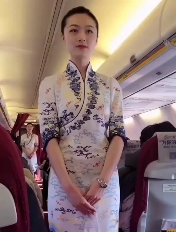 海航空姐穿旗袍最有女人味