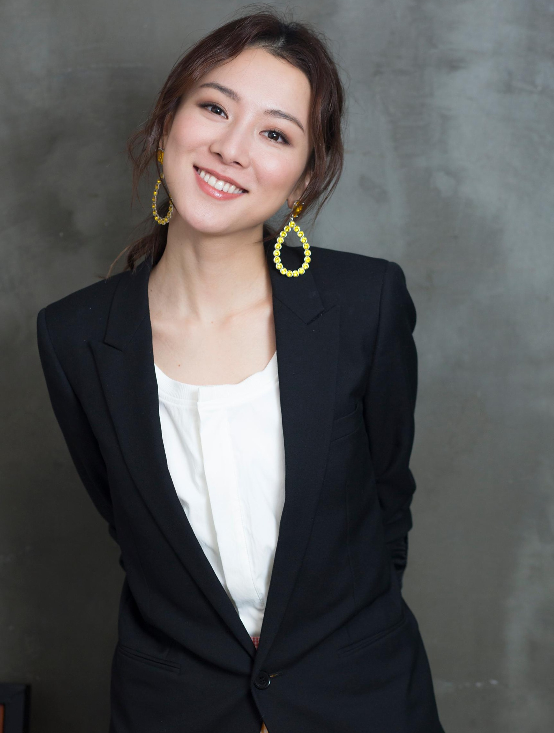 为闺蜜怒怼渣男绿茶女,无视大佬曾志伟,王敏奕有多恃宠而骄