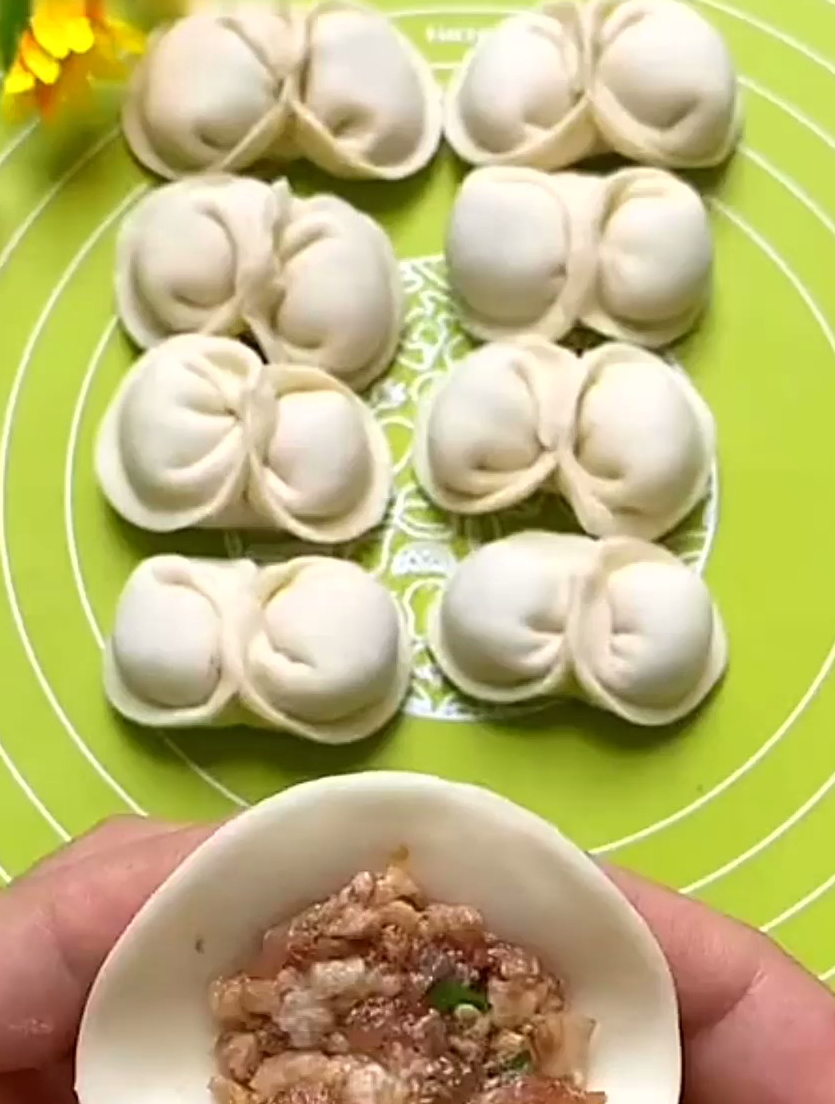 面食分享 鸳鸯饺子 一张面皮包出俩饺子 花样饺子