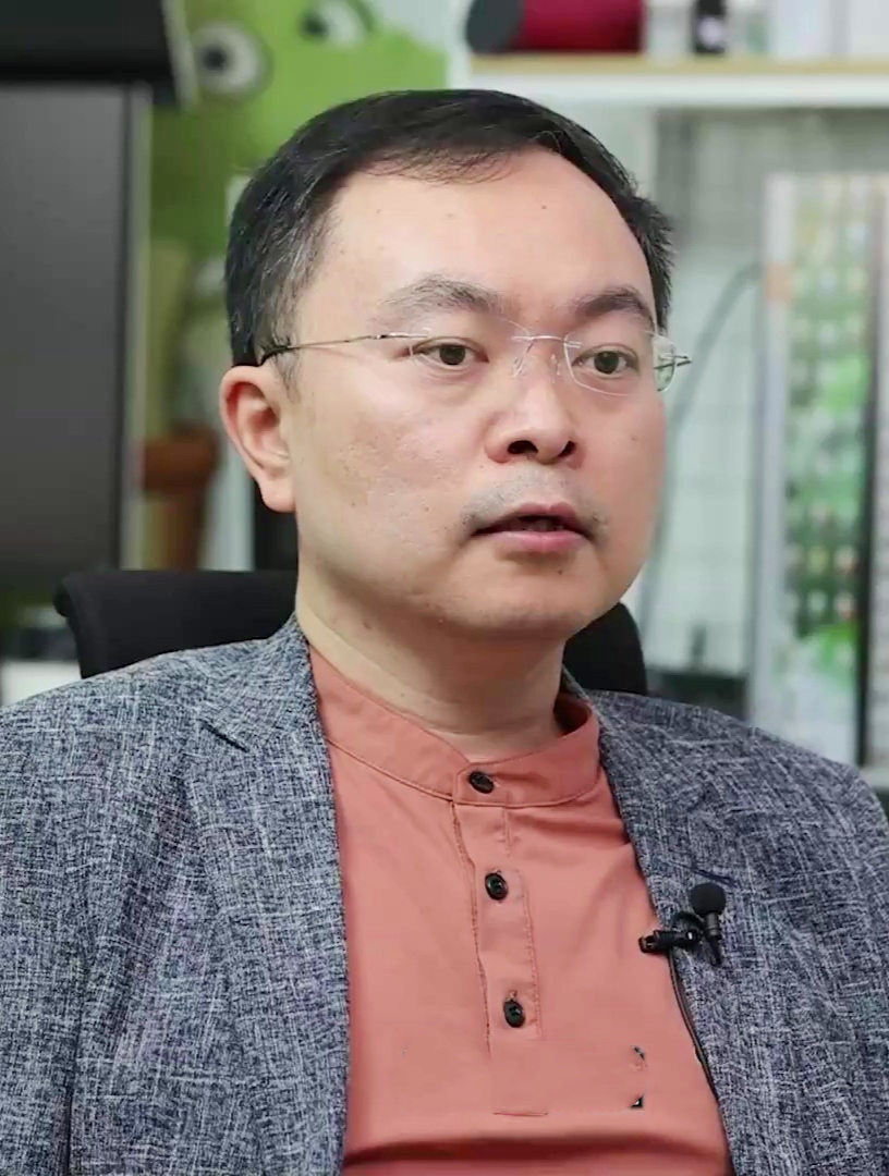 "渐冻症"抗争者蔡磊:科学认为短期内无法突破,可我就是不信!