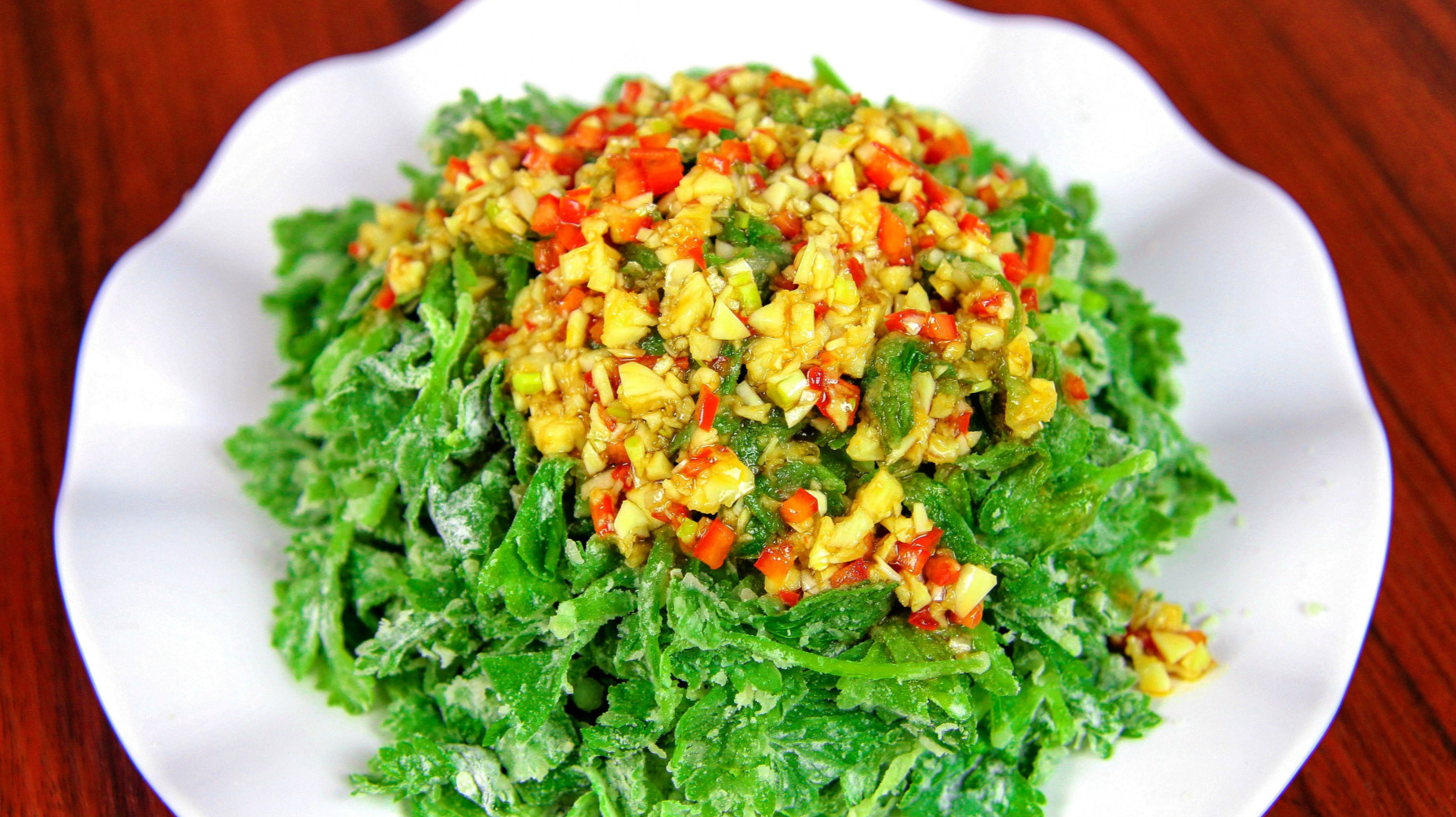 推荐做法:【蒸芹菜叶】