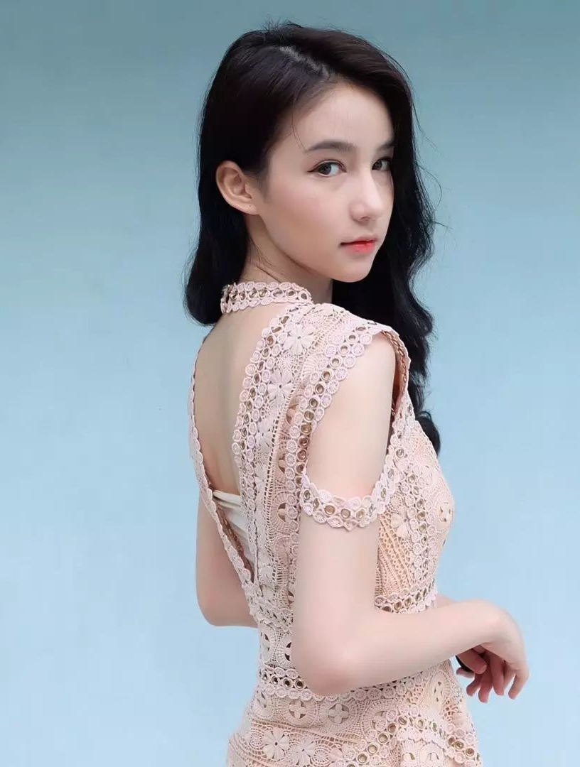 泰国征兵现场绝美人妖,一个比一个漂亮,堪比选美大赛-度小视