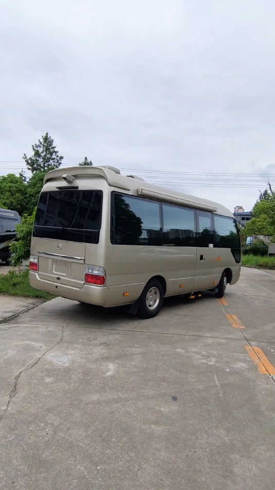 商务出行有面家庭出游有范趣蜂江铃考斯特商旅房车