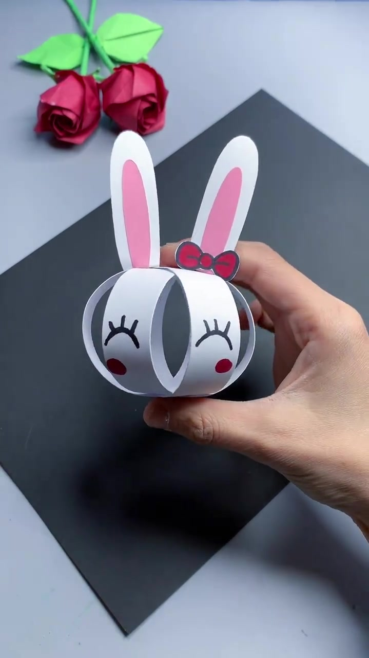 用卡纸做一只萌萌的小白兔