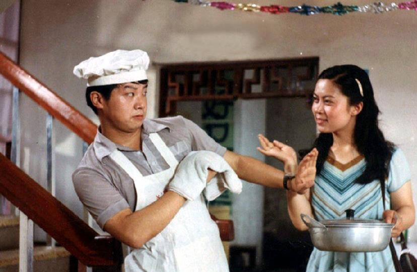 69岁老戏骨毛永明携妻子定居美国!外孙不远万里探望,祖孙似饼印