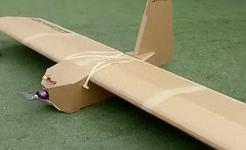 纸板无人机突袭俄罗斯,乌克兰打出新招