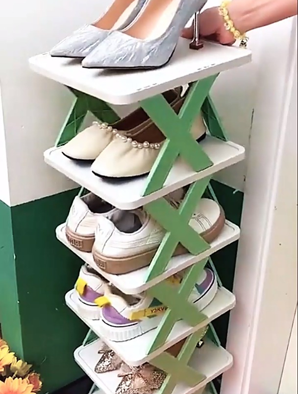 让我看看谁家的鞋子还乱丢,用鞋架摆放起来整齐又美观