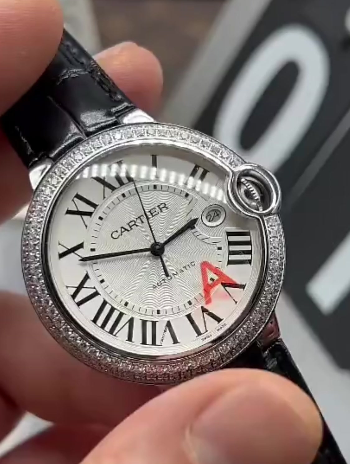 带钻的卡地亚蓝气球要多美有多美