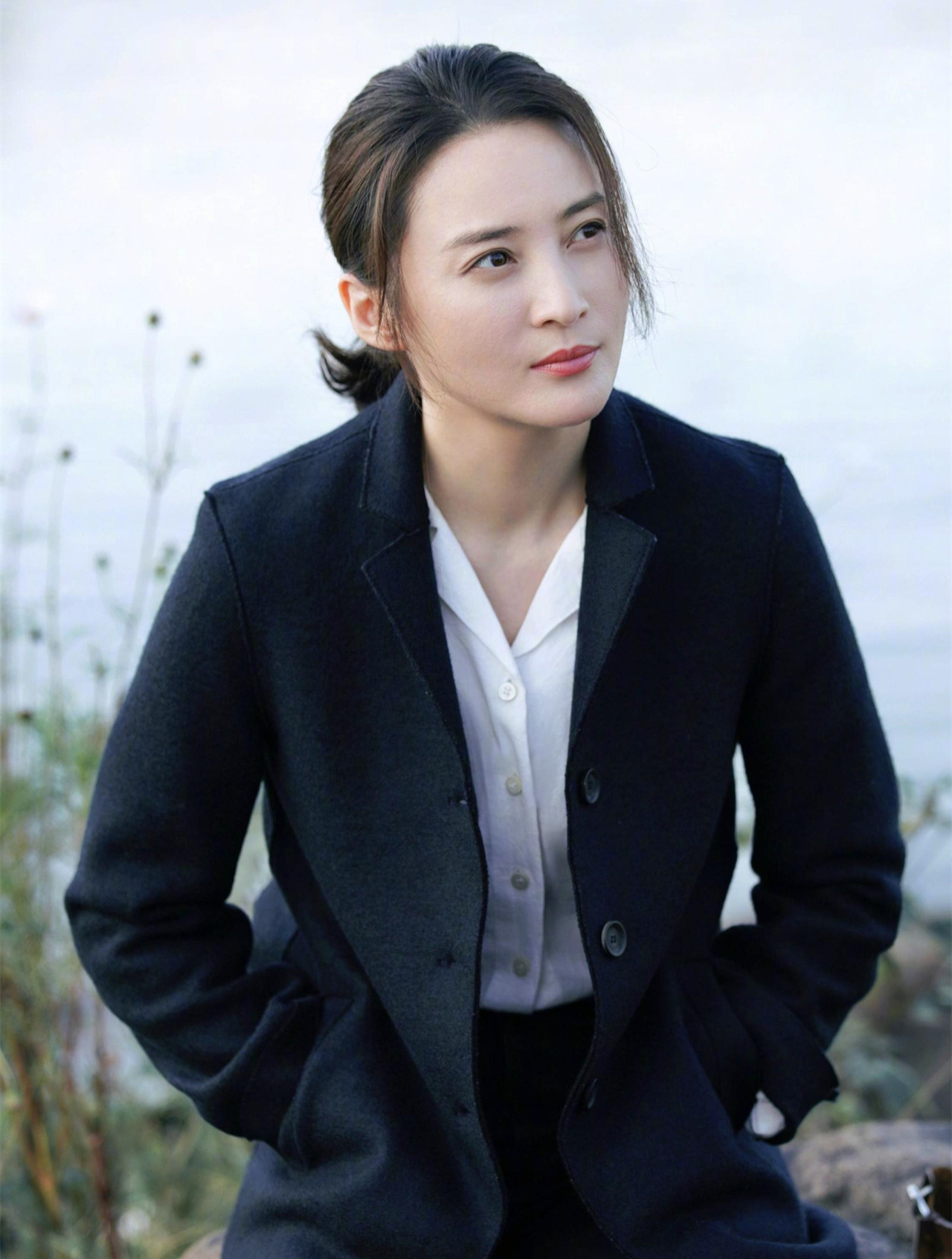 蒋勤勤:怀二胎为陈建斌下厨,于佳卉烧炭自杀为何她成众矢之的?