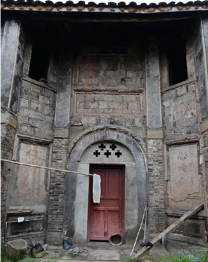 距宜宾33公里,一座记载的千年历史古镇,有青山绿水,有淳朴民风