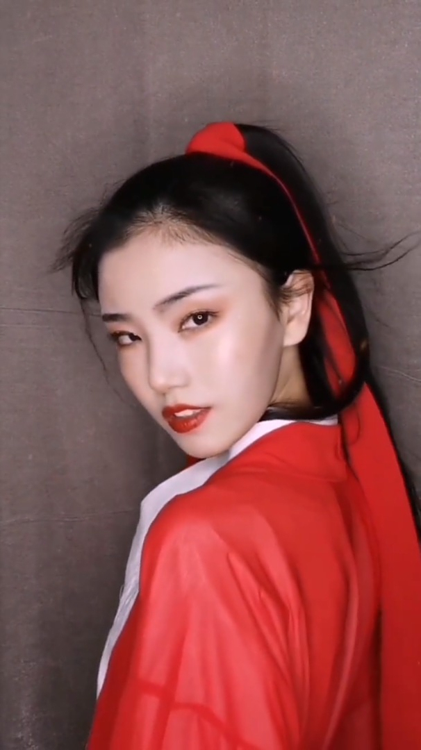 花木兰仿妆!英气十足的古风装扮