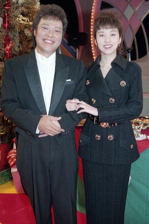 52岁金元萱依然貌美如花,张菲曾为追她喝到住院一周