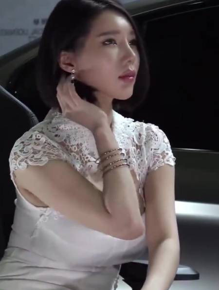 美女模特宋珠儿,颜值与身材都很赞,精彩视频第27弹,魅力四射-度小视