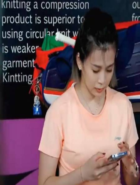 25万粉丝  关注李易峰前女友爆料:跟他还未成年,给1500万封口费马苏知