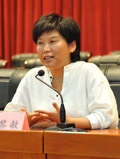 曲黎敏:一直咳嗽不好,是肺的问题,可能是阳气不足-度小视