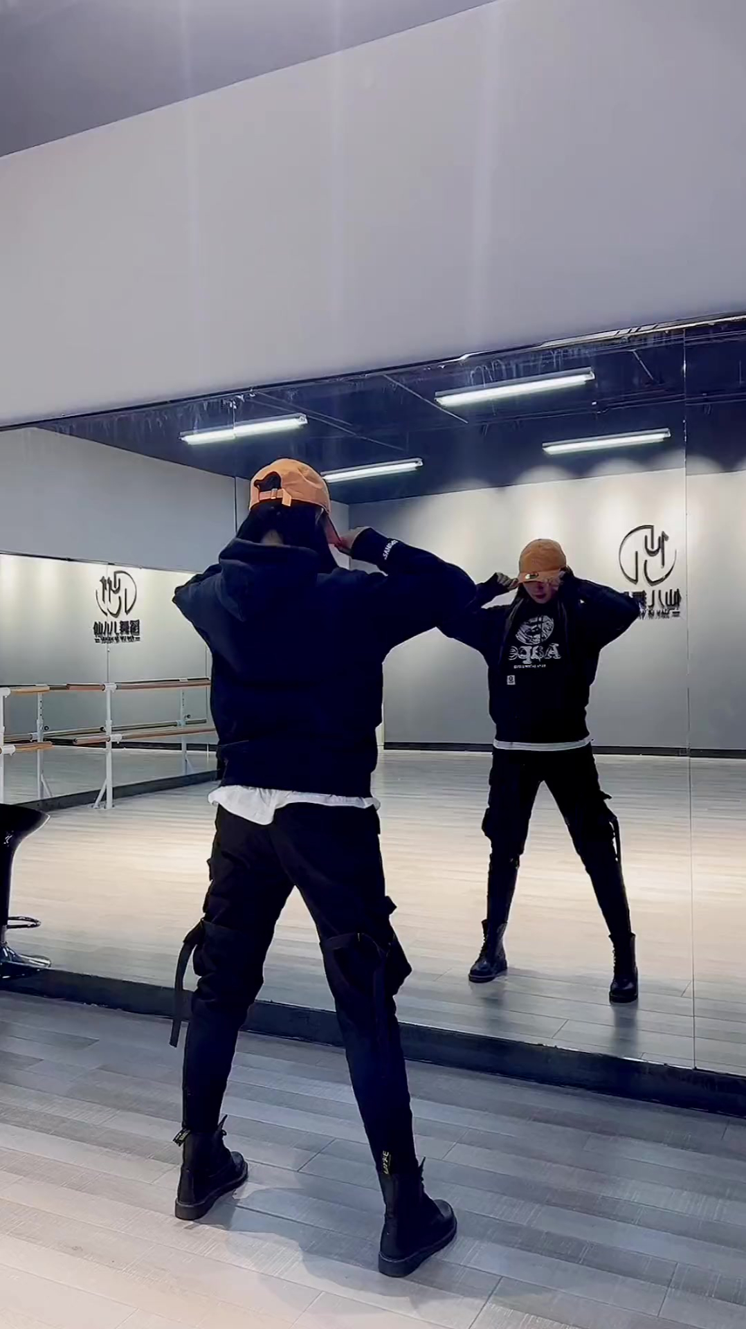 动感电流舞 仙儿舞蹈